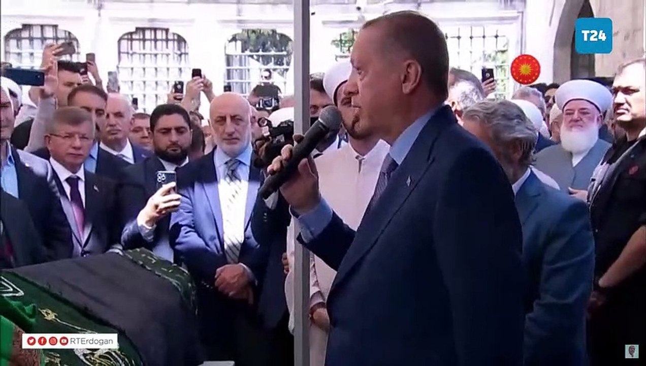 Erdoğan, Mahmut Ustaosmanoğlu'nun cenazesinde konuştu: İlim, irfan ve hikmet sahibi bir önderimizi uğurluyoruz