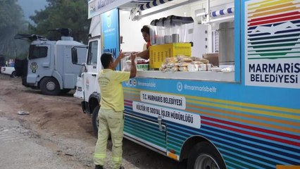 Marmaris Belediyesi'nden Yangına Lojistik Destek