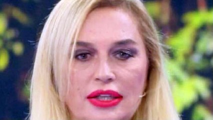 Descargar video: “Cosa mi ha fatto Vladimir Luxuria”. Isola dei Famosi, Lory Del Santo spuntano retroscena