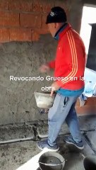 Trabajó con Tinelli y ahora es influencer como albañil: "Hay que laburar papi"