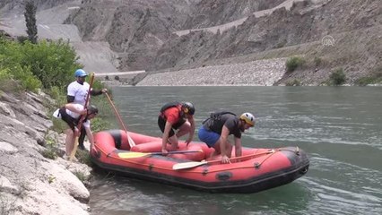 Çoruh Nehri'ndeki parkurdan detaylar