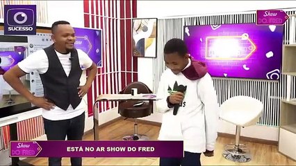 Assista ao Video/Fred Jossias humilha Seu Filho cantor em directo que decepção