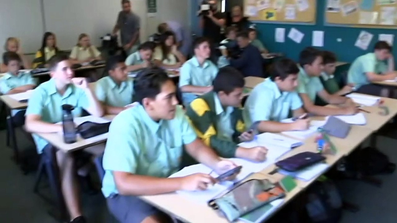 NSW teachers plan to strike over workloads & pay