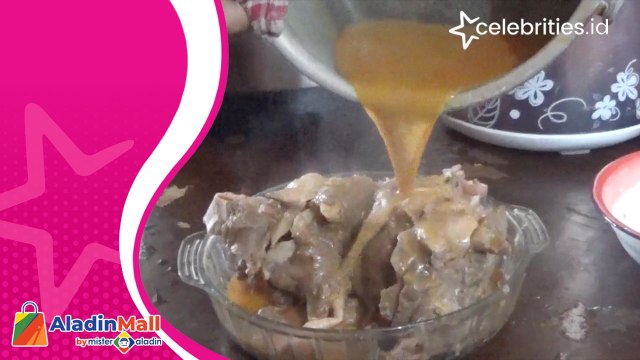 Menyantap Gurihnya Gulai Kepala Kambing Khas Madura