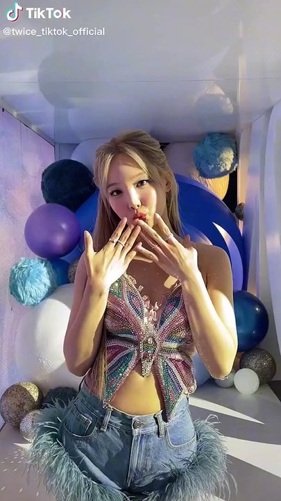 Twice’s Nayeon released her debut single ‘Pop’...