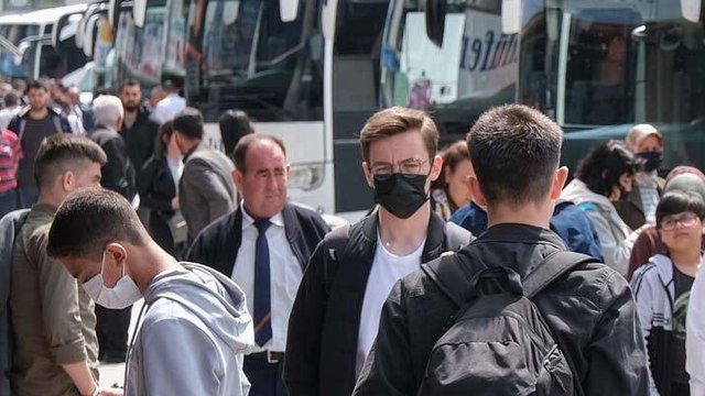 Otobüs bileti fiyatları isyan ettirdi: Allah rızası için birileri gelsin bizi kurtarsın