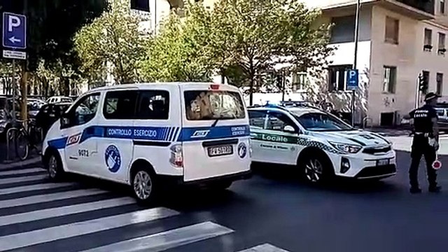 Infortunio a Milano, operaio colpito da braccio spezzato della gru