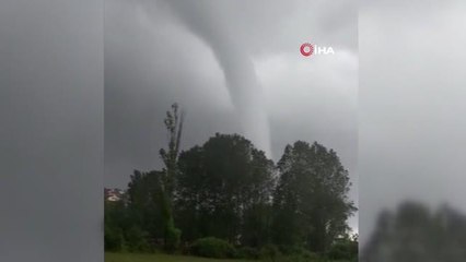 Zonguldak'ta hortum paniği kamerada