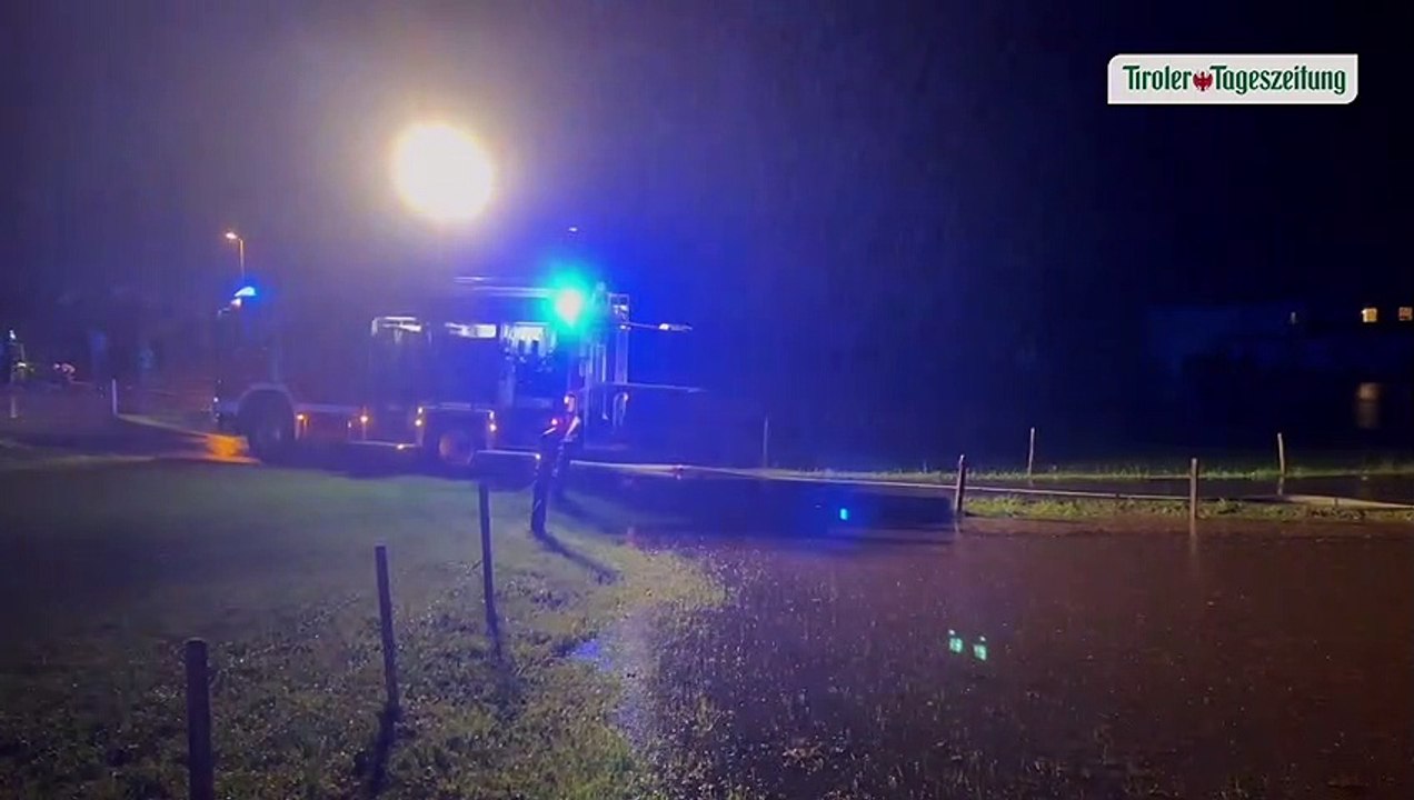 Unwetter im Unterland: Muren verlegten Straßen in Buch und Hochfilzen