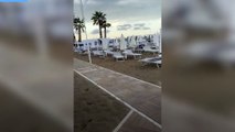 Tromba d'aria spazza via le spiagge a Riccione