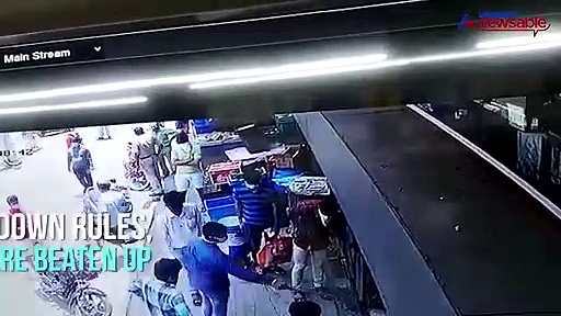 Cops' lathicharge in supermarket puts Bengaluru Police in bad light