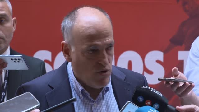 Tebas reclama la dimisión de Rubiales tras denunciar la corrupción de la RFEF
