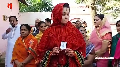 पहले दुखी फिर खुश हुई दुल्हन