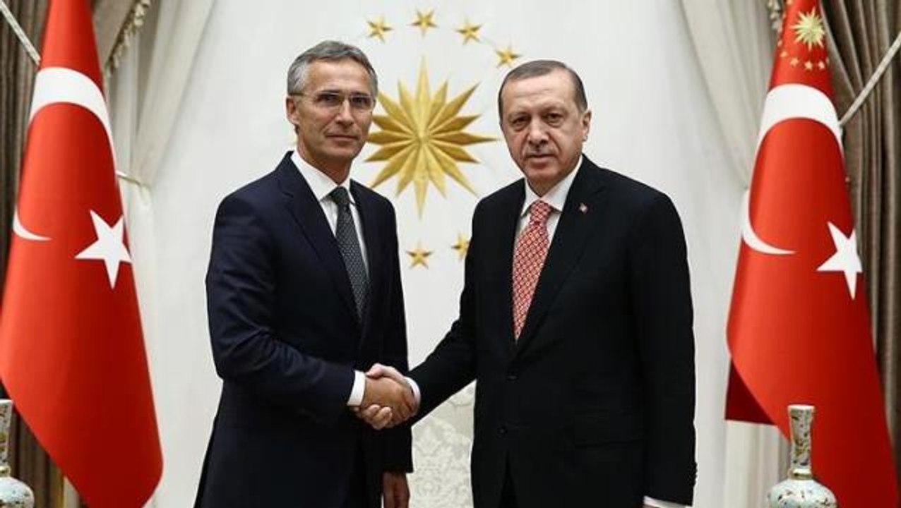 Cumhurbaşkanı Erdoğan'dan peş peşe temaslar! NATO'ya üye olmak isteyen iki ülkeye de aynı mesajı verdi