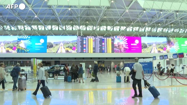 Sciopero aerei, pochi voli cancellati all'aeroporto di Roma