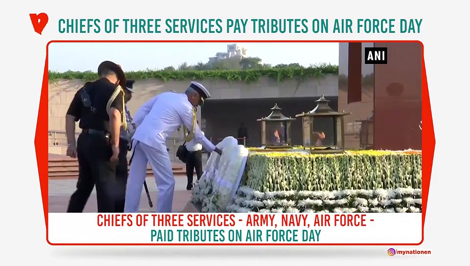 Air Force Day 2019: Service chiefs pay floral tributes at National War Memorial in Delhi