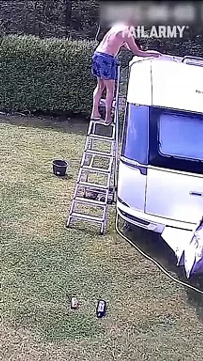 At least the trailer is clean  #FailArmy