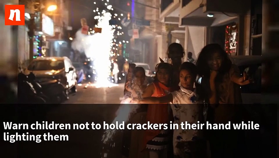 Diwali: 7 safety precautions to keep children safe while bursting firecrackers (Video)
