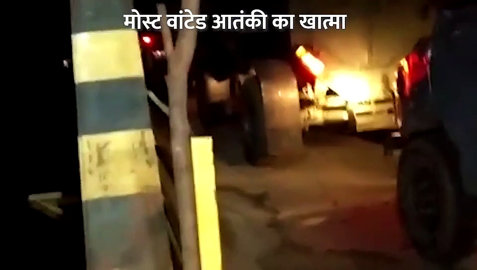 कश्मीर के कुलगाम में टॉप आतंकी कमांडर का खात्मा