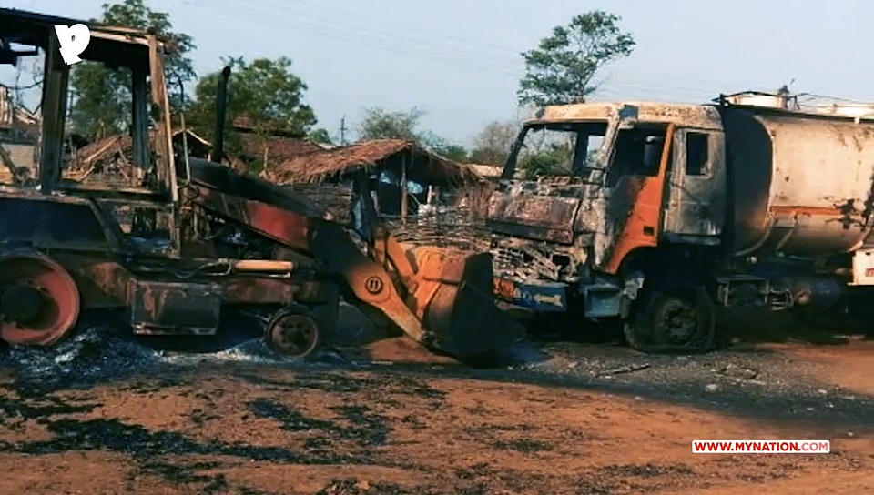 Naxals blow up Gadchiroli before foundation day, 16 killed