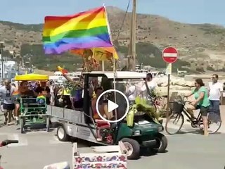 È partito il primo “Egadi Pride”,  ispirato a John Donne