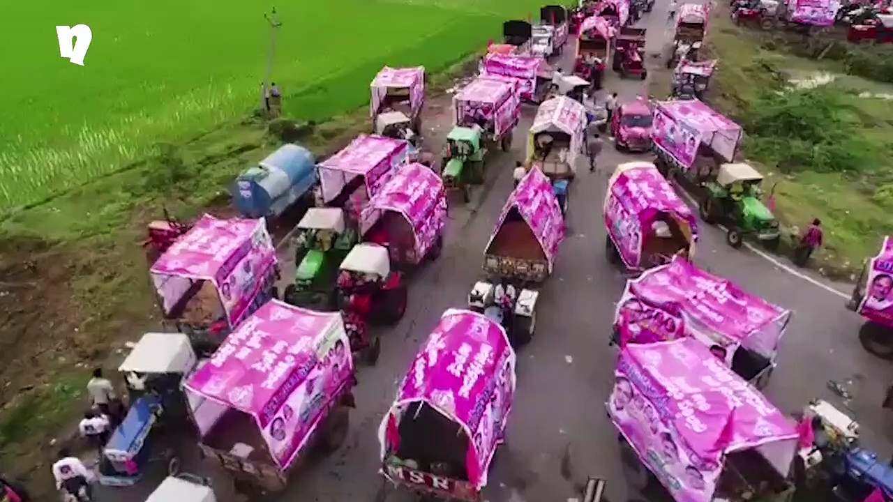 Telangana CM KCR depicted as Lord Rama