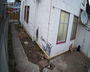 Un hombre se tiró desde el segundo piso de un prostíbulo para irse sin pagar