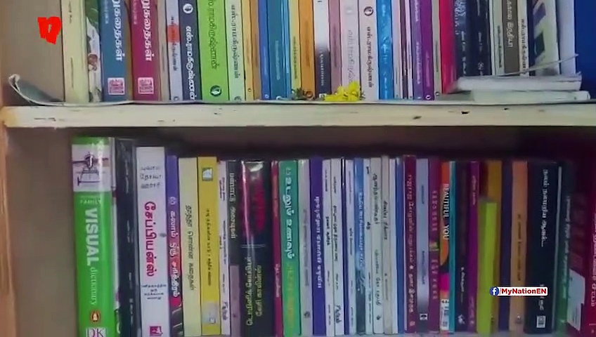 Tamil Nadu: Barber installs mini library in salon to encourage reading