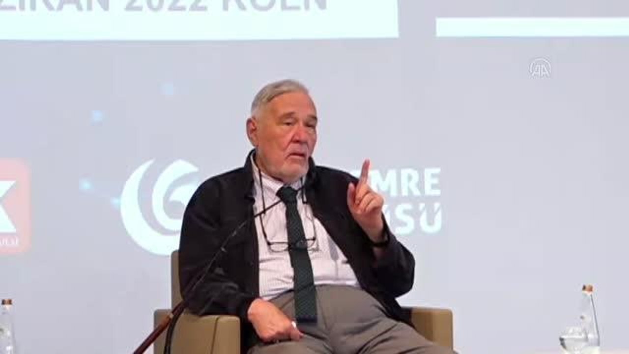 "Dijital Çağda Medya Okuryazarlığı ve Türkçe Çalıştayı" düzenlendi (2)