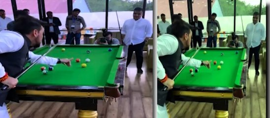 કેન્દ્રીય સ્પોર્ટ્સ મંત્રી અનુરાગ ઠાકુરે કેવડિયામાં એટ બોલ પુલ ગેમની માણી મજા, જુઓ આ વીડિયો