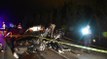 Tosya'da otomobil ile otobüs kafa kafaya çarpıştı: 2 ölü 16 yaralı