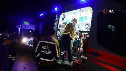 Tosya'da otomobil ile otobüs kafa kafaya çarpıştı: 2 ölü 16 yaralı