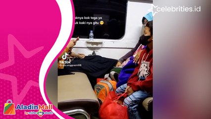 Viral, Wanita Selonjoran di Kereta Api Tuai Kecaman, Kakinya Mengenai Ibu dan Bayi