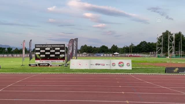 Rekortmen milli atlet Kayhan Özer'in hedefi Akdeniz Oyunları'nda altın madalya