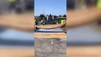 Metrobüs yolu yenilenecek