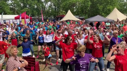 Flash mob Relais pour la Vie