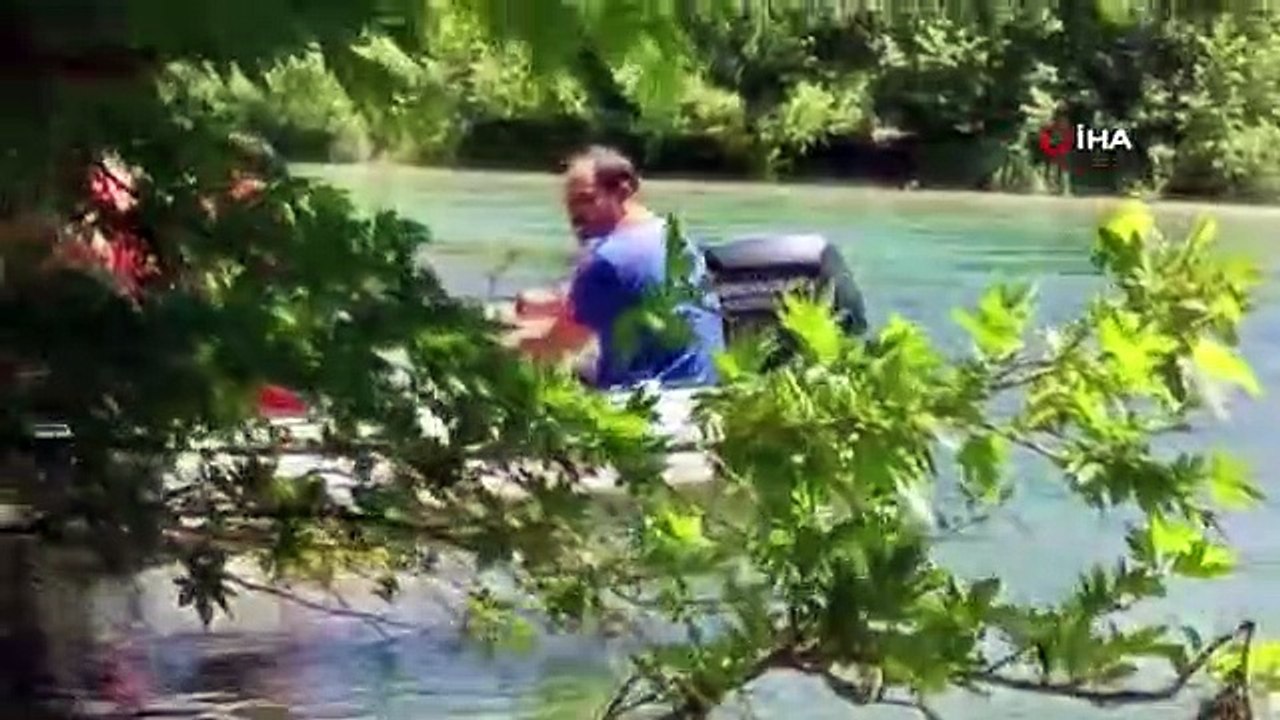 Baraj kapakları açılınca mahsur kalan 7 kişiyi AFAD kurtardı