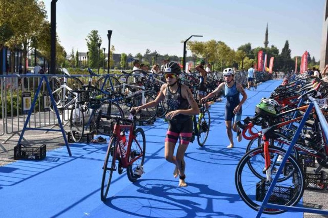 2022 Triatlon Türkiye Kupası Balıkesir'de yapıldı