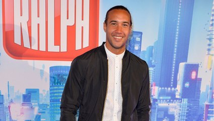 VOICI : Laurent Maistret dévoile une photo de lui enfant, il est méconnaissable