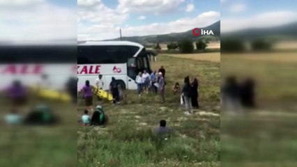 Denizli’de feci kaza! Yolcu otobüsü tarlaya uçtu, çok sayıda yaralı var