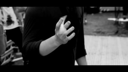 Imagine Dragons Walk On Stage at Isle Of Wight 2013