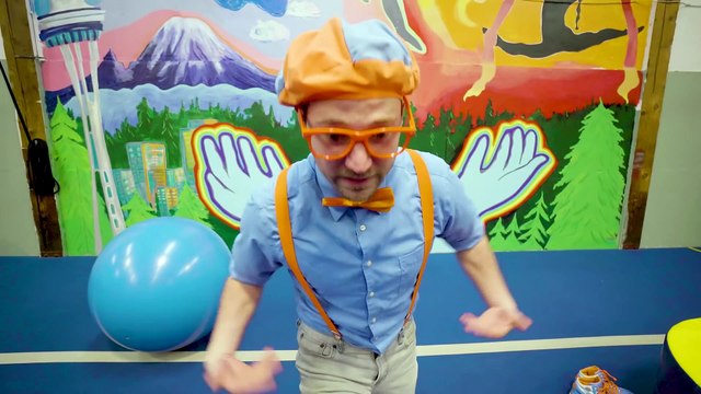 Blippi aprende acrobacias en el circo | Aprende con blippi | Videos educativos para niños