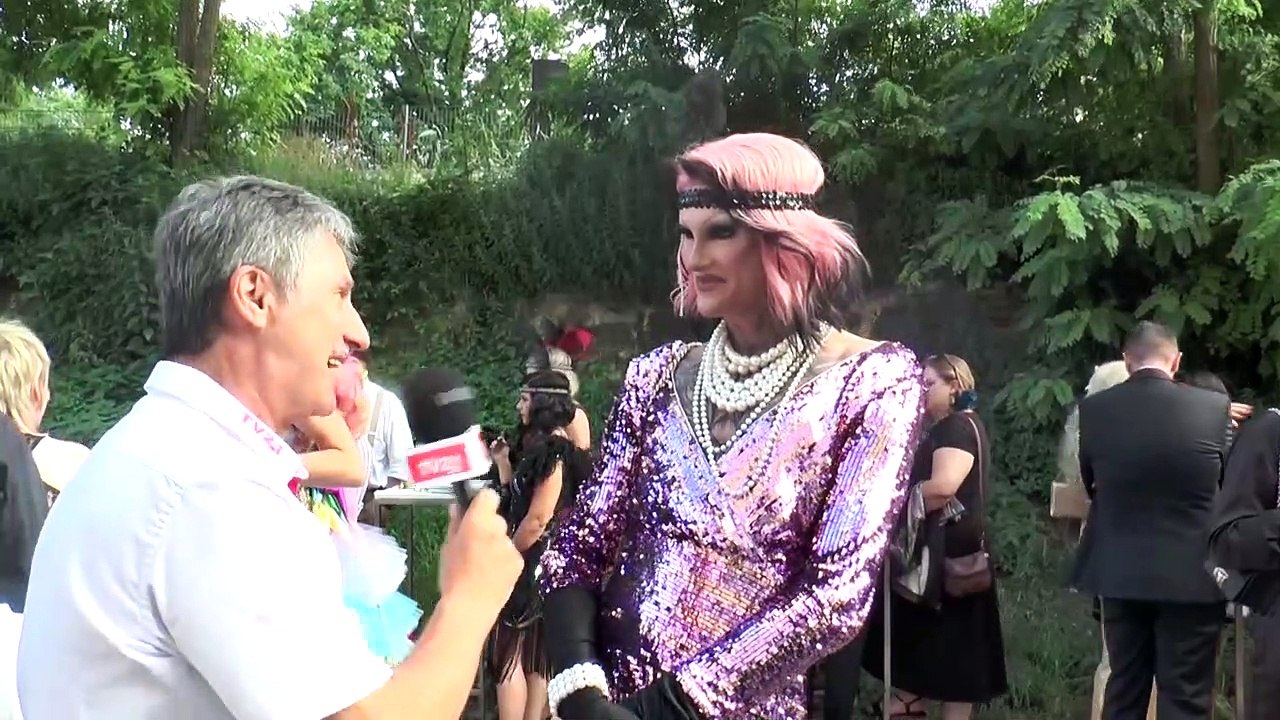 QUEER NIGHT -  SCHLOSS NEUGEBÄUDE SIMMERING