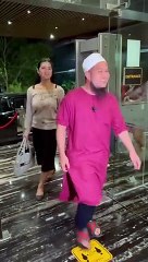 Ustadz Ebit Lew Viral