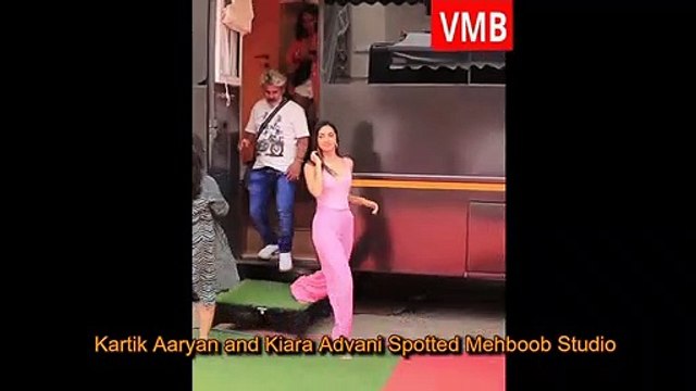 Kartik Aaryan and Kiara Advani Spotted Mehboob Studio to Pramote Bhool Bhulaiyaa 2