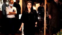 Karisma Kapoor देर रात kareena Kapoor को छोड़ पार्टी करने पहुंची, Restaurant के बाहर हुई Spot!