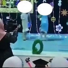رقص شرقي لطالبات روضة يثير استياء الأهالي في الأردن