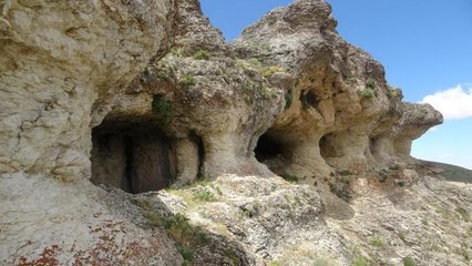 Bu mağara binlerce yıldır gizemini koruyor