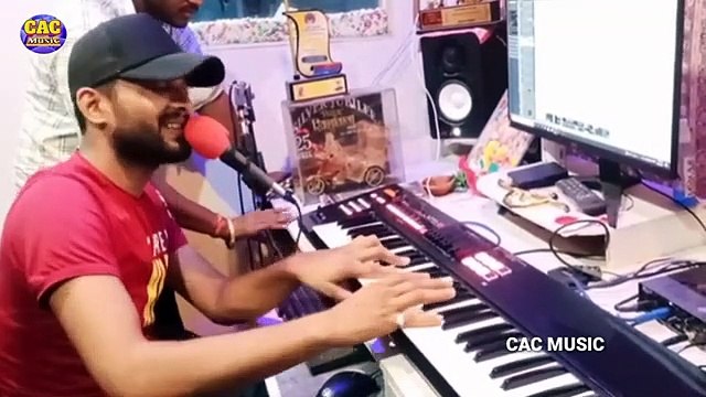 Tarpe La jawani Ye Raja Ji | गायक संदीप सानेही गाना गाते हुवे तरपे ला जवानी ये राजा जी