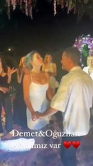 ديميت أوزدمير تحتفل بخطبتها